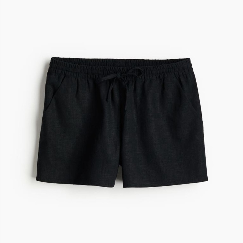 Linen blend pull on shorts with drawstring and pockets
